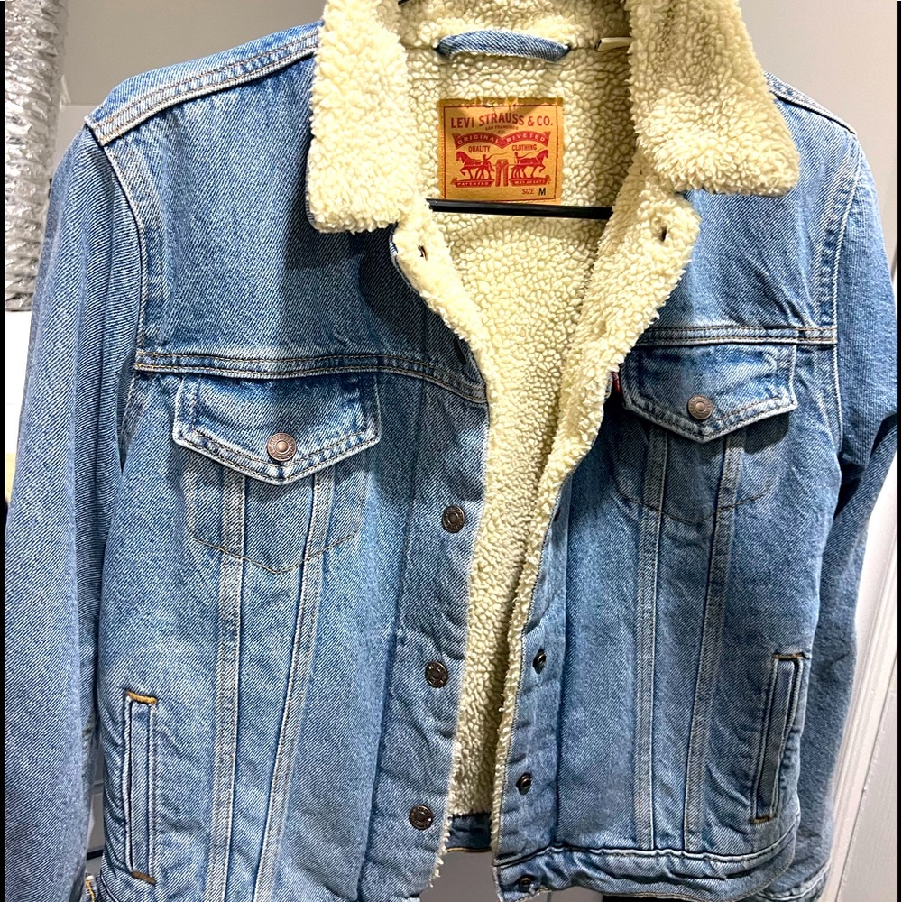 Never worn due to size issue brand new